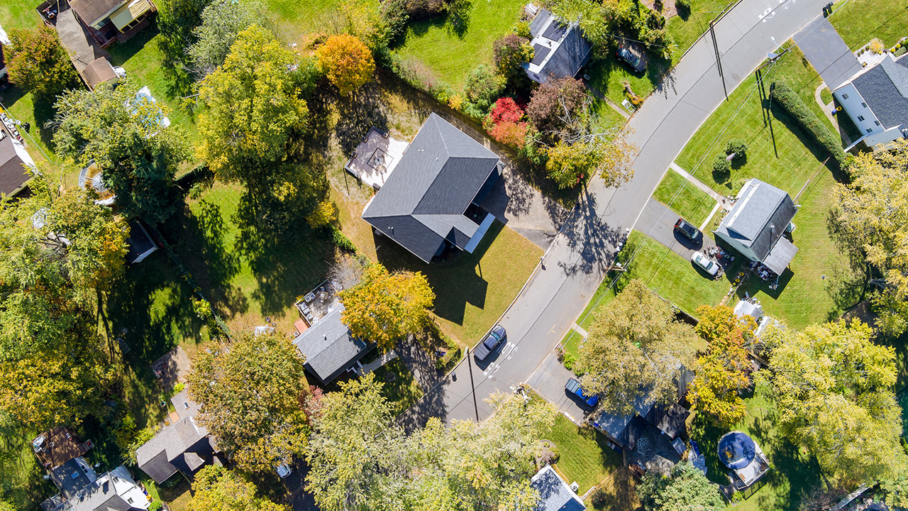 Houses with rooftop views in a small American town community